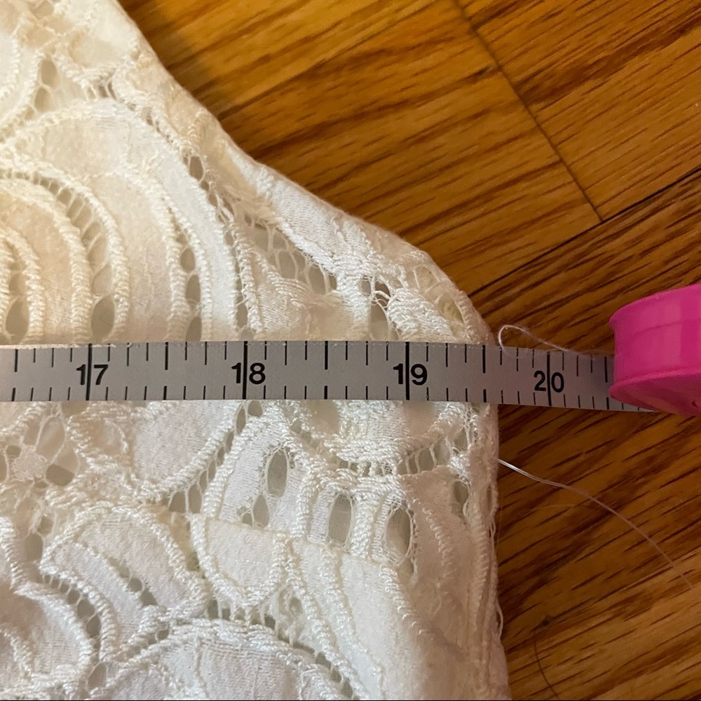 Lace Tank Top - Picture 7 of 9